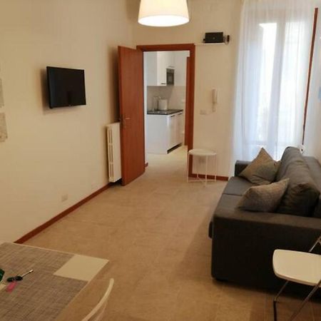 Apartamento Trilocale Zona Loreto Mm1 - Viale Monza 10 Milán Exterior foto