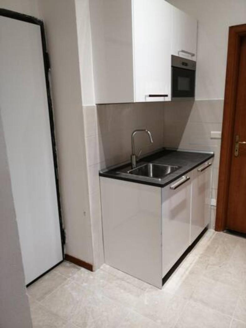 Apartamento Trilocale Zona Loreto Mm1 - Viale Monza 10 Milán Exterior foto