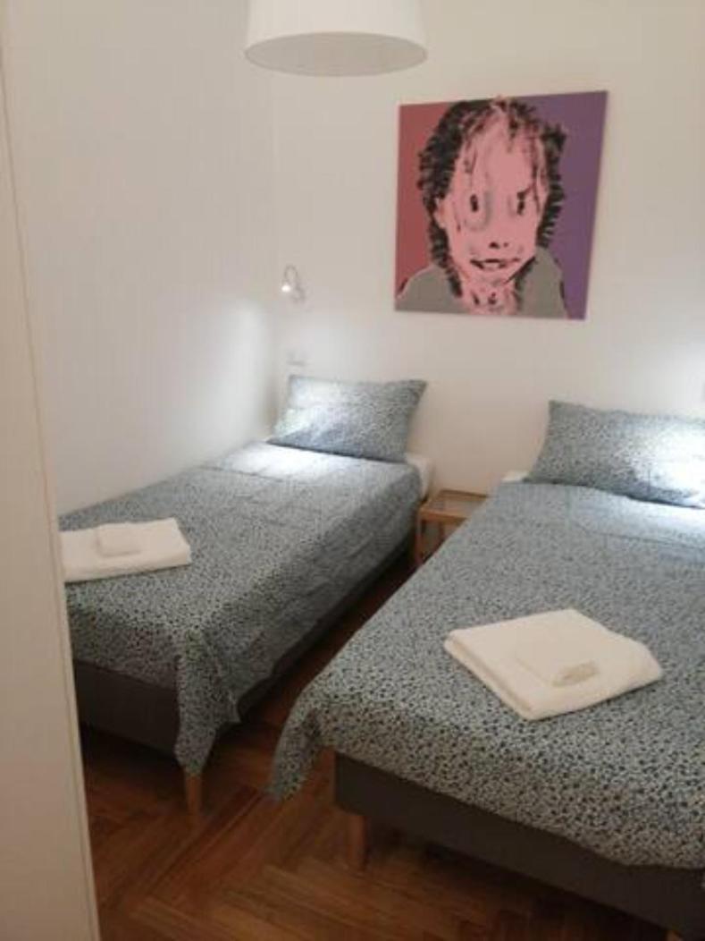 Apartamento Trilocale Zona Loreto Mm1 - Viale Monza 10 Milán Exterior foto